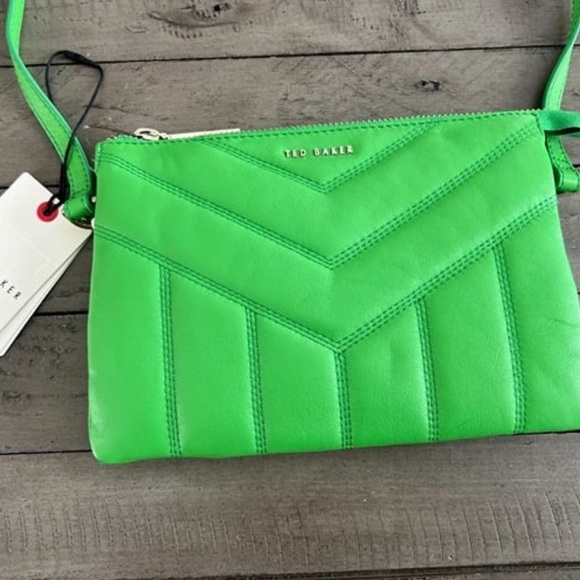 Ted Baker Green Ayasini Quilted Leather Puffer zippered Crossbody Bag new - Picture 7 of 7